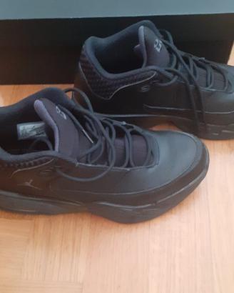 NIKE Jordan Max Aura 3