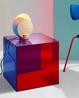 Luce Tavolino Progettato da Giulio Cappellini