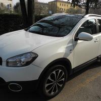 Crossover Nissan qashqai 2010
