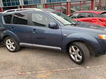 Mitsubishi outlander