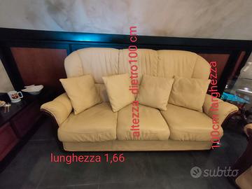 DIVANO CON POLTRONE IN VERA PELLE COLORE GIALLO