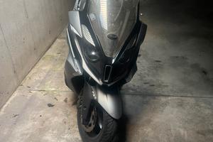 Kymco Downtown 350