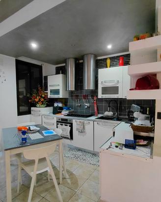 Trilocale ristrutturato a 2 passi da Via Fardella