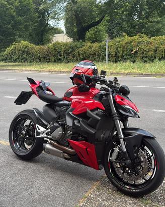 Ducati Streetfighter v2 2022