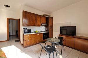 2 LOCALI A PONTE SAN PIETRO