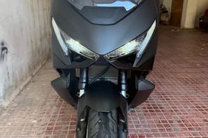 HONDA FORZA 750 A2