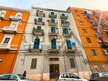 Trilocale in via Leonida 99