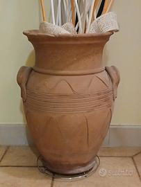 Anfora di terracotta 