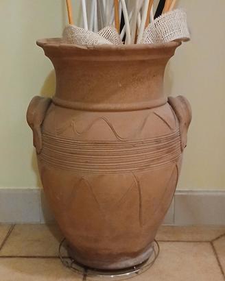Anfora di terracotta 