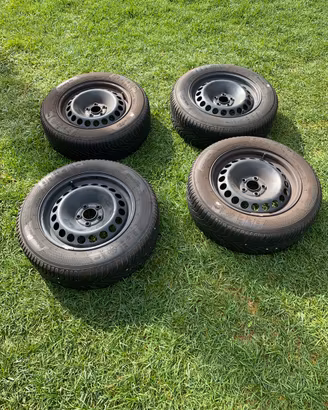Gomme invernali 185/65 R 15 con cerchio