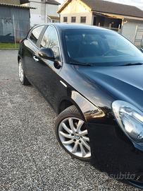 ALFA ROMEO GIULIETTA 1.6 JTDm DISTINCTIVE – 2015 