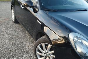 ALFA ROMEO GIULIETTA 1.6 JTDm DISTINCTIVE – 2015 