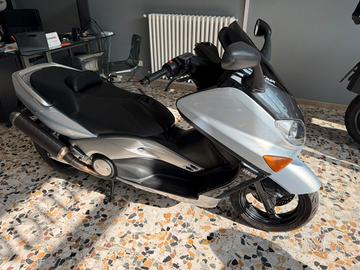 Yamaha T Max 500