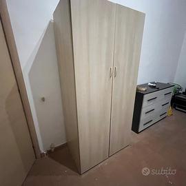 🪵 Armadio 2 ante, legno chiaro Buone condizioni