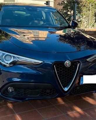 Alfa Romeo Stelvio 2.2 TD 180CV AT8 Q4 Business