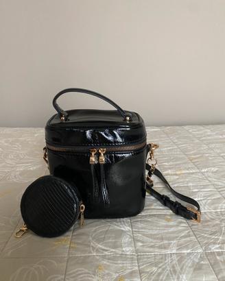 Borsa Carpisa a secchiello con portamonete