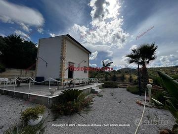 Casa, Altavilla Milicia.