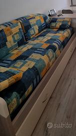 Divano Letto scorrevole con doghe in legno, nuovo!