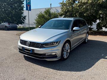 Volkswagen Passat Variant R-Line 2.0 tdi Highline