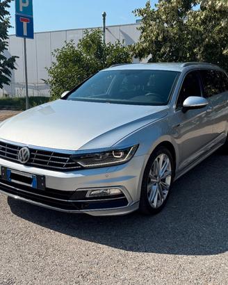 Volkswagen Passat Variant R-Line 2.0 tdi Highline