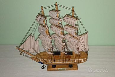Modellino nave HMS Victory