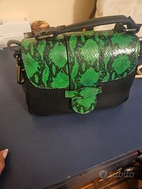 borsa con tracolla in pelle 