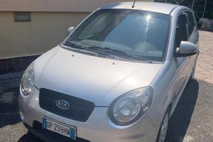 Kia picanto 1.1 benz full neo patentato