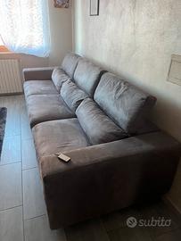 Divano 4 posti lineare Poltronesofà