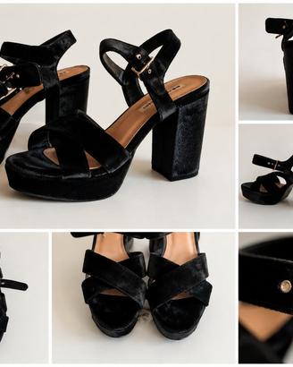 scarpe nere in velluto con tacco 
