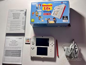 Nintendo 2DS Bianco e Rosso Tomodachi Life Edition