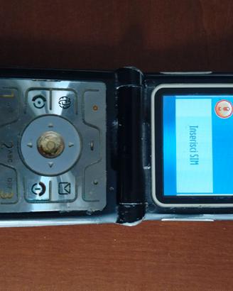 Telefono Motorola razr v3