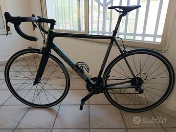Bicicletta Cannondale ultraleggera