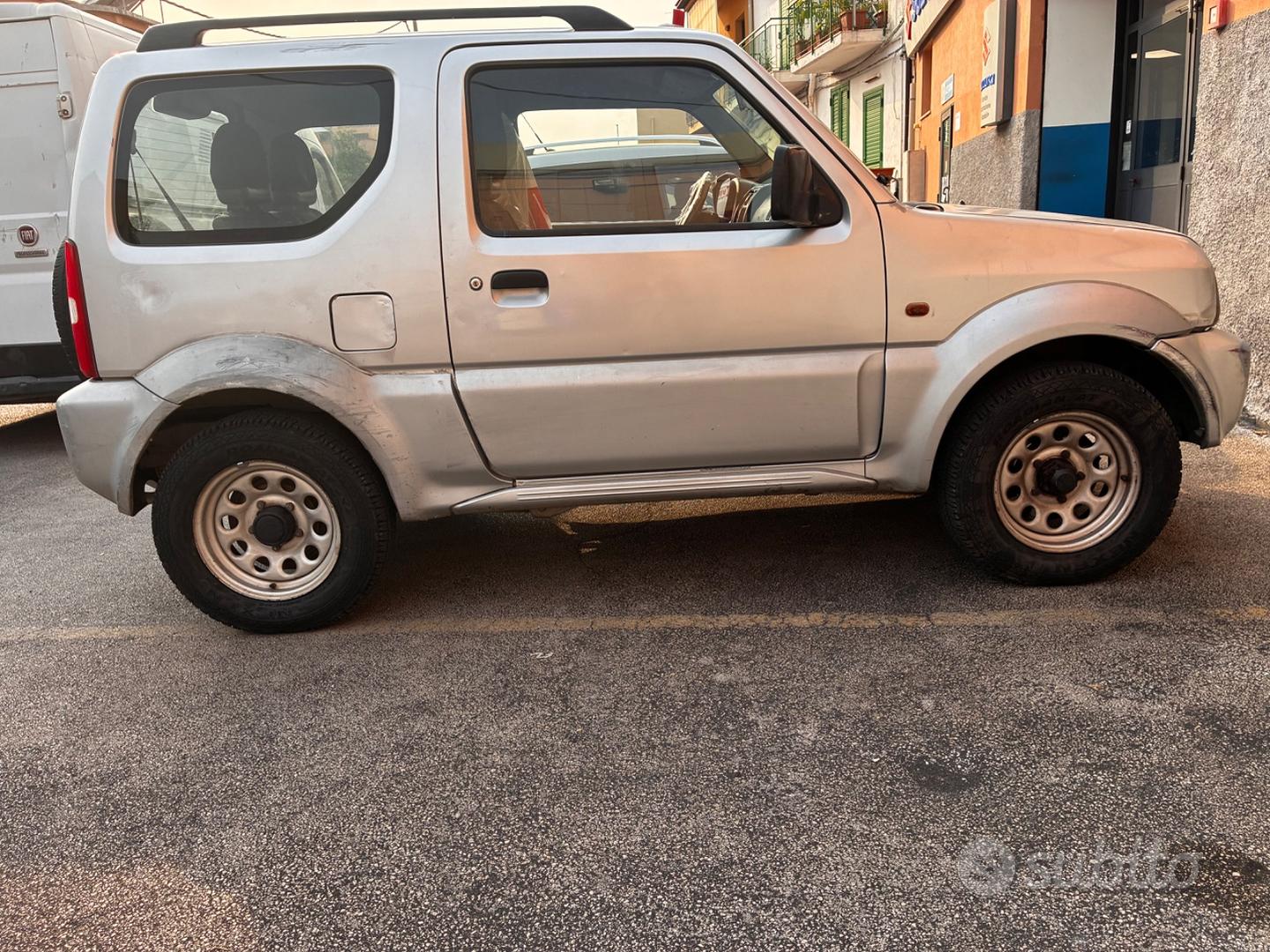 Suzuki Jimny 2001 photo 2