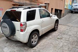 SUZUKI Grand Vitara - 2012