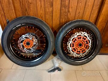 Cerchi motard Excel 17 - PARI AL NUOVO