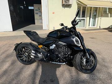 Diavel V4 2023