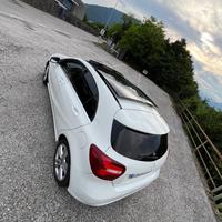 Mercedes-Benz classe a 180 amg line