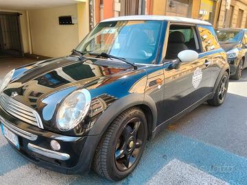 MINI COOPER R50 benzina 1.6 , 116 cv