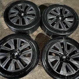 Ricambi Peugeot 2008 Cerchi e gomme