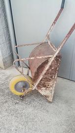 Carriola tutta ferro con ruota piena Nuova