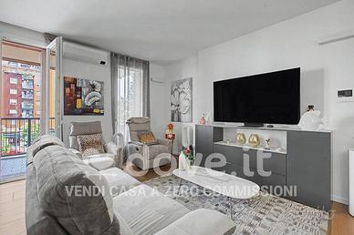 Appartamento di 88 m² con 3 locali e box auto a Mi