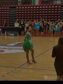 vestito da ballo latino americano