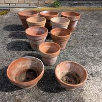 Vasi rotondi in terracotta