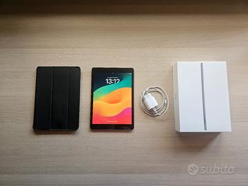 iPad 8 10.2" grigio siderale