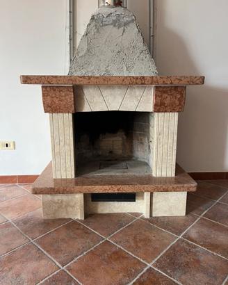marmo per camino o termocamino