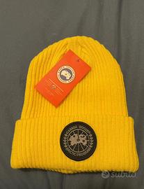 Berretto lana giallo canada goose