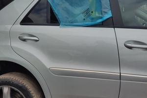 Porta posteriore dx MERCEDES-BENZ ML 320 del 2006