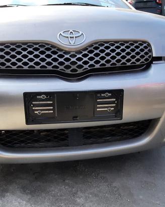 TOYOTA YARIS 2004 - PARAURTI ANTERIORE