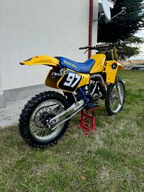 SUZUKI RM125