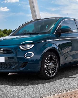 Fiat 500 1.0 Hybrid - NUOVA DA IMMATRICOLARE